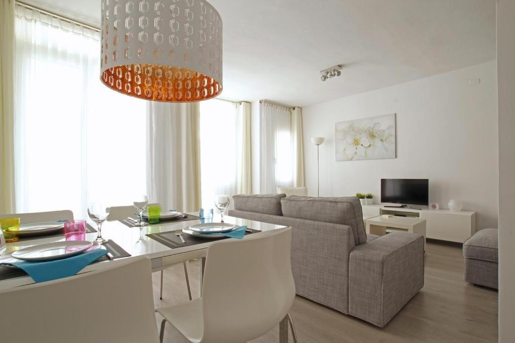 Warm Sands Apartment By Hello Homes Sitges Dış mekan fotoğraf