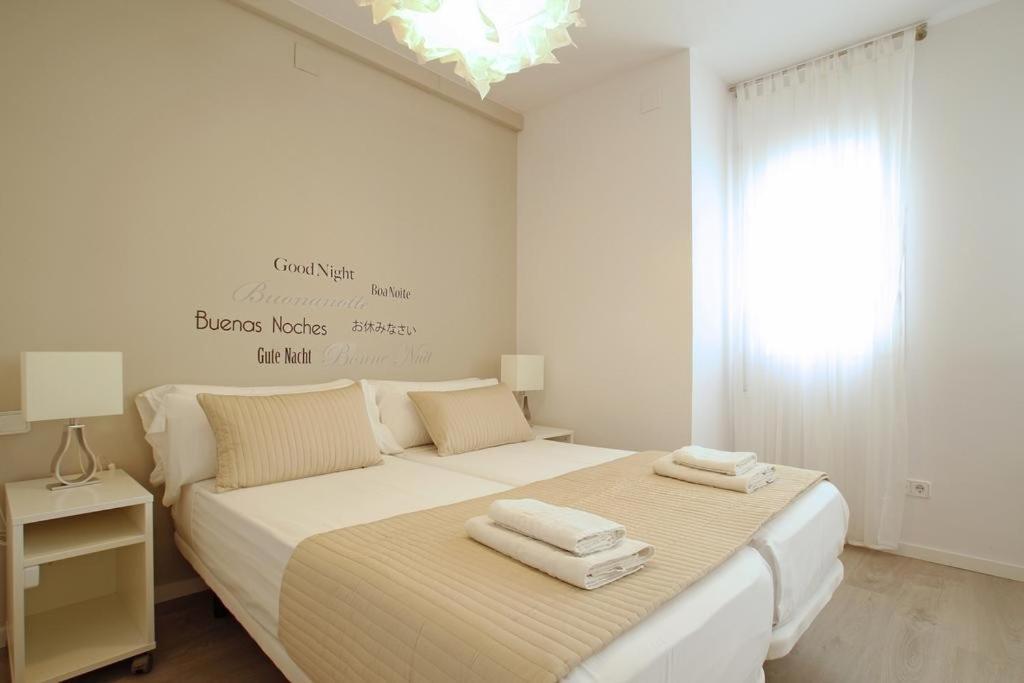 Warm Sands Apartment By Hello Homes Sitges Dış mekan fotoğraf