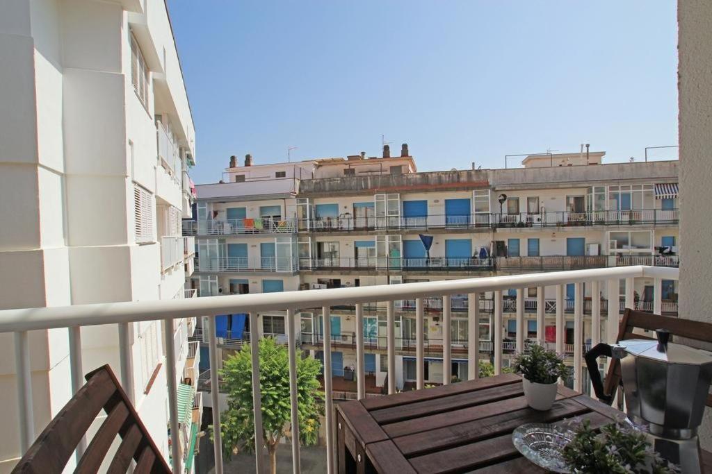 Warm Sands Apartment By Hello Homes Sitges Dış mekan fotoğraf